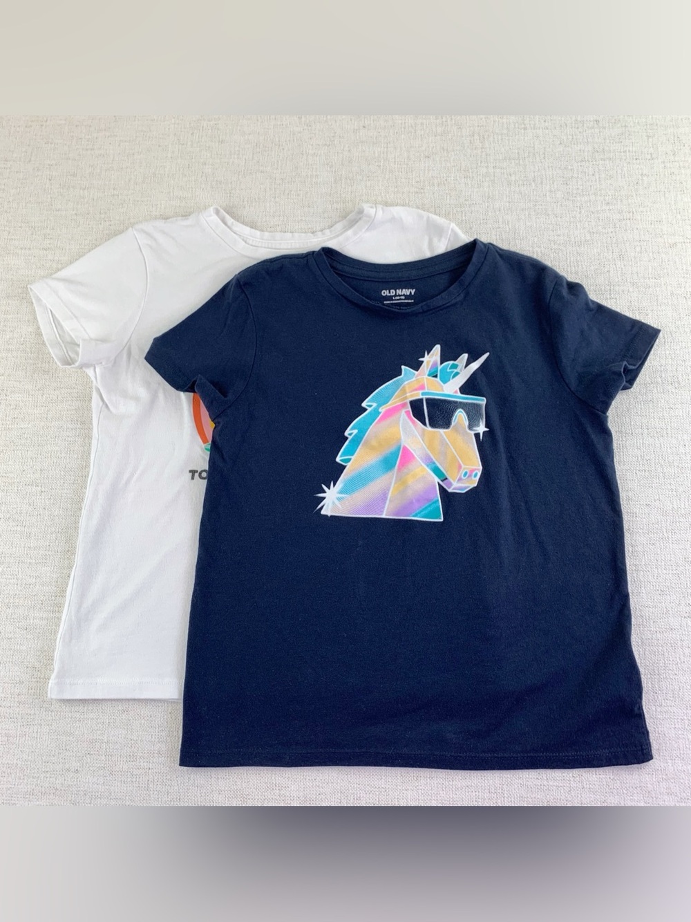 Lot of 2 Old‎ Navy girl's Unicorn Graphic Tee with Rainbow Accents short sleeve